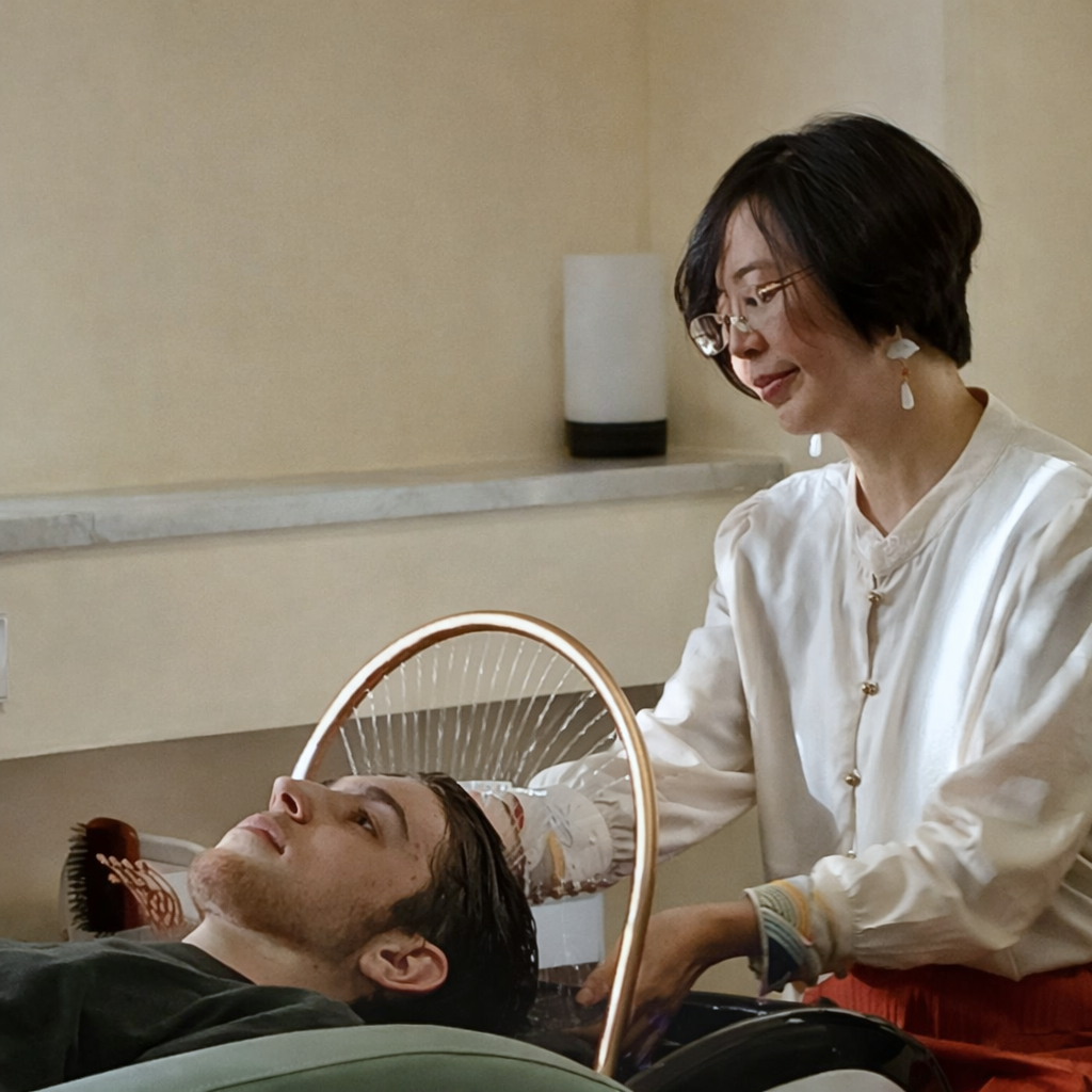 Kopf frei – TCM-Regeneration für ihn bei LingQi TCM Head Spa München